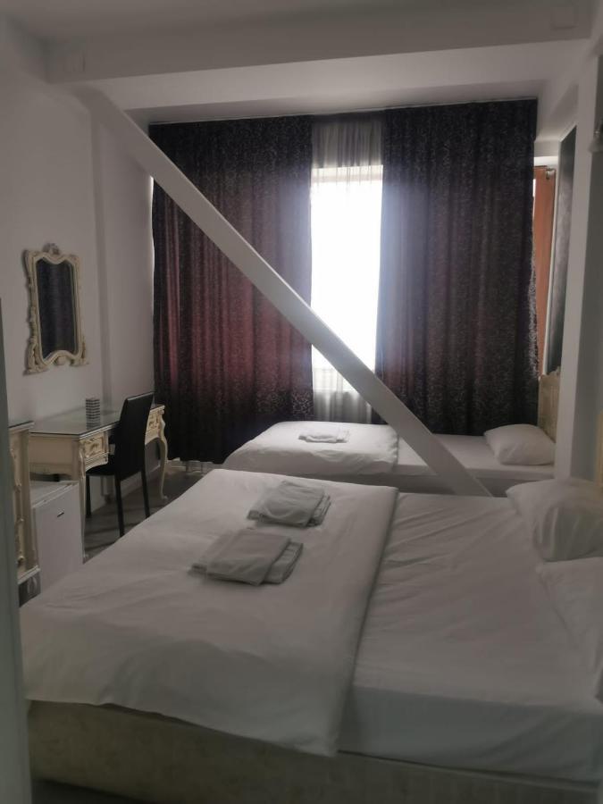 Hotel Nevis Fundeni Bucarest Exterior foto