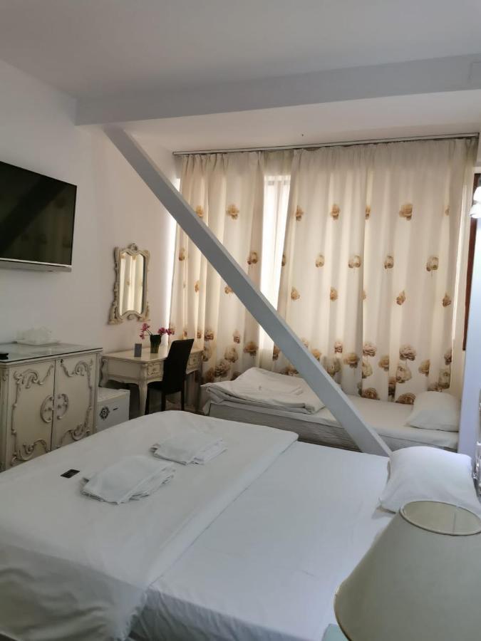 Hotel Nevis Fundeni Bucarest Exterior foto