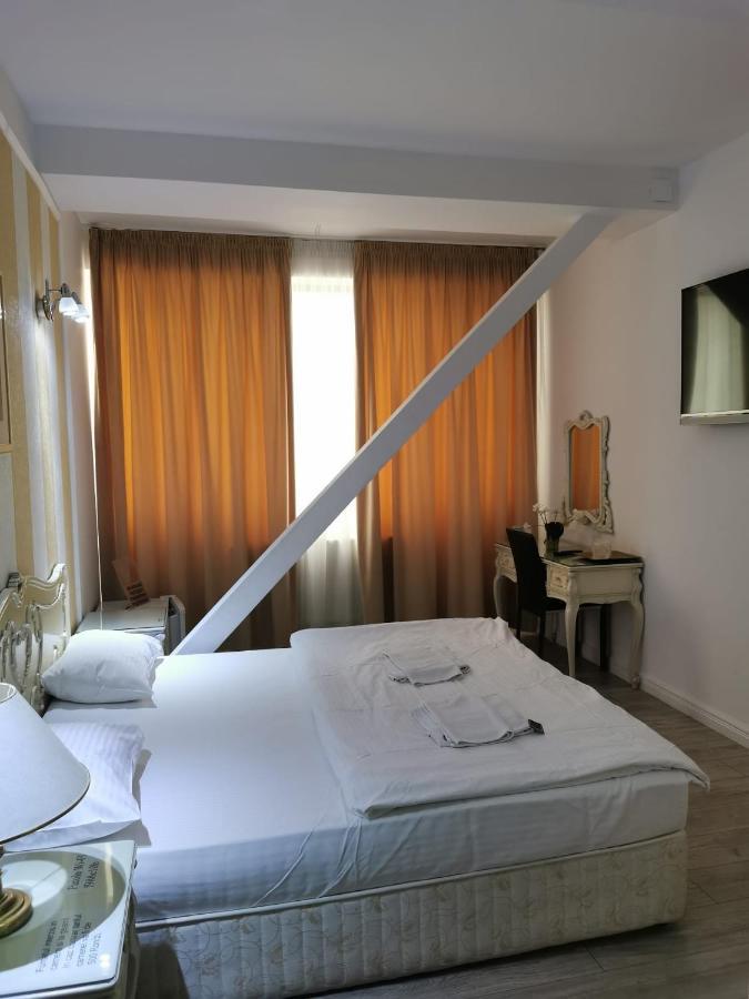 Hotel Nevis Fundeni Bucarest Exterior foto