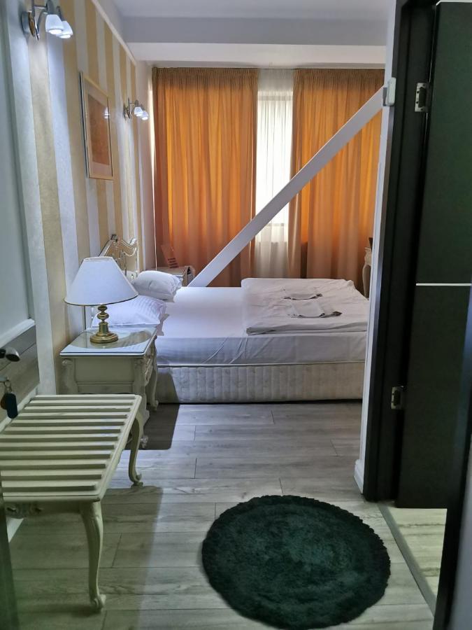 Hotel Nevis Fundeni Bucarest Exterior foto